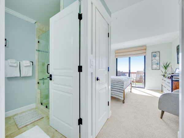 Santa Cruz County Home 984371