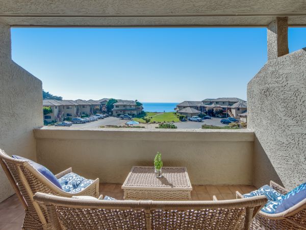 Santa Cruz County Home 984371