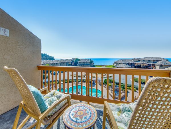 Santa Cruz County Home 984371