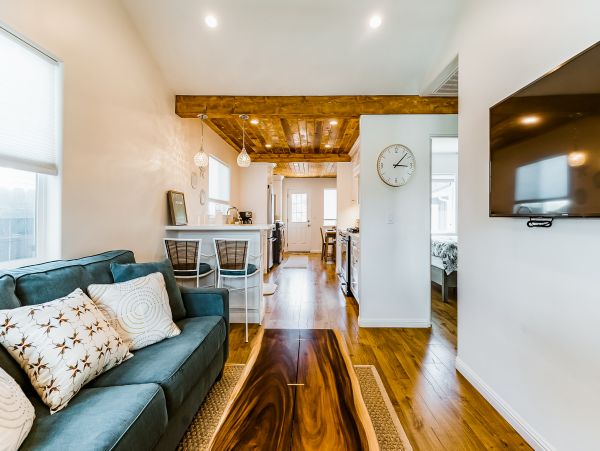 Santa Cruz County Home 984372