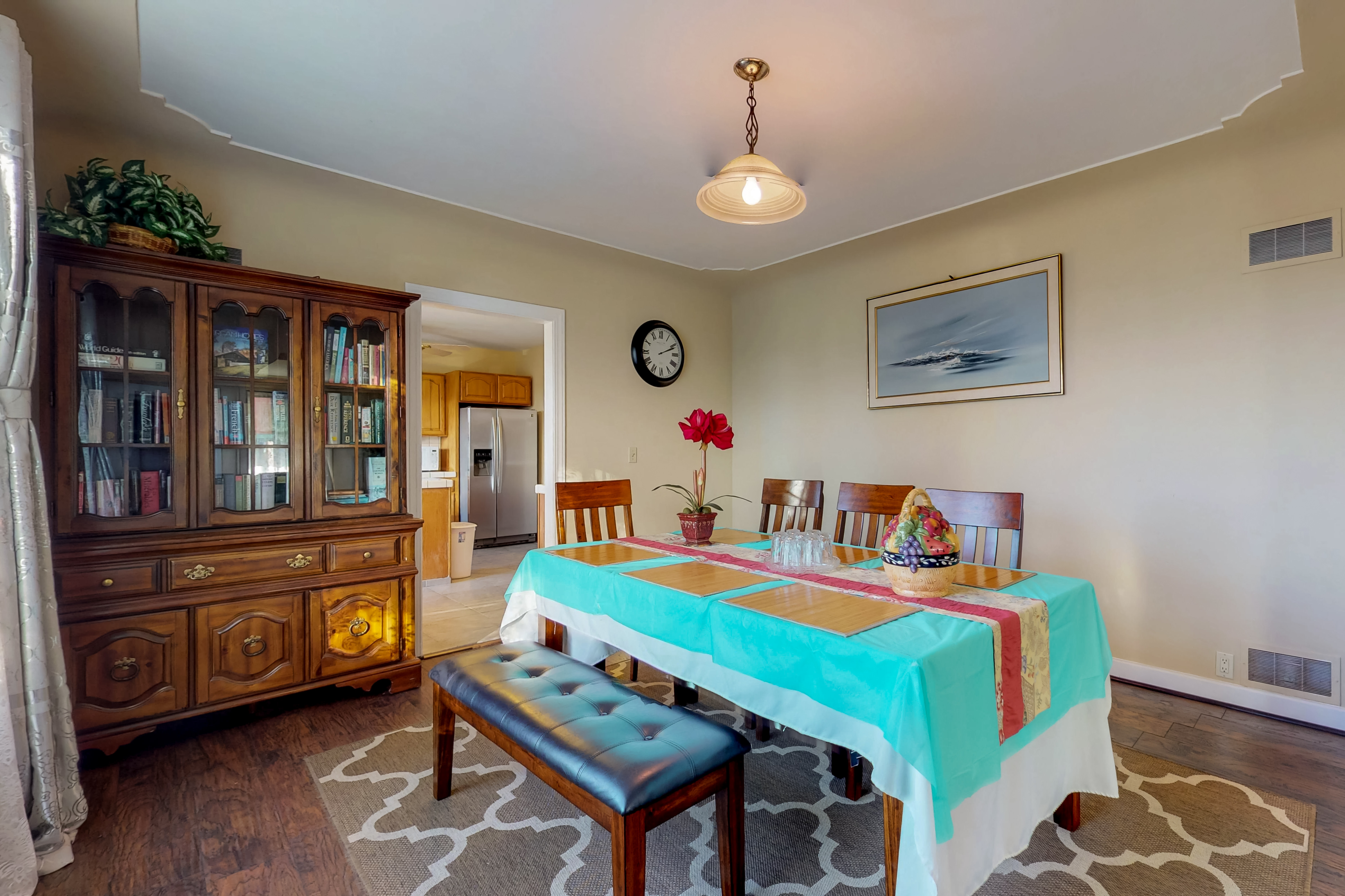 Santa Cruz County Home 984373