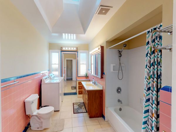 Santa Cruz County Home 984373