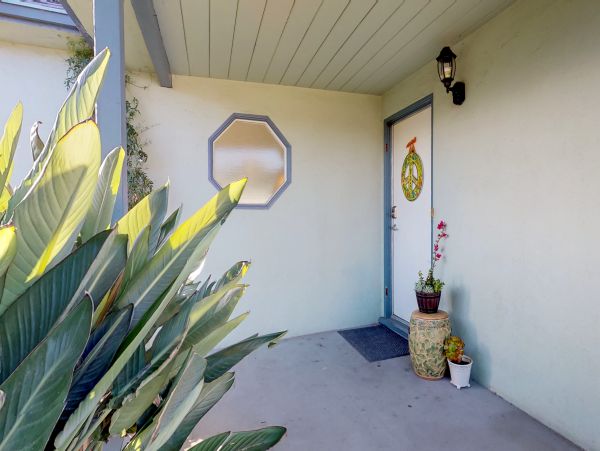 Santa Cruz County Home 984373