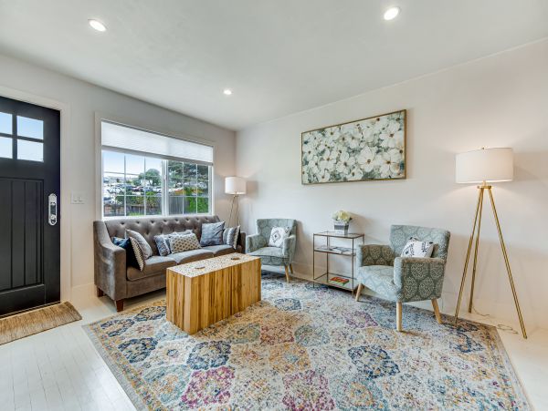 Santa Cruz County Home 984374