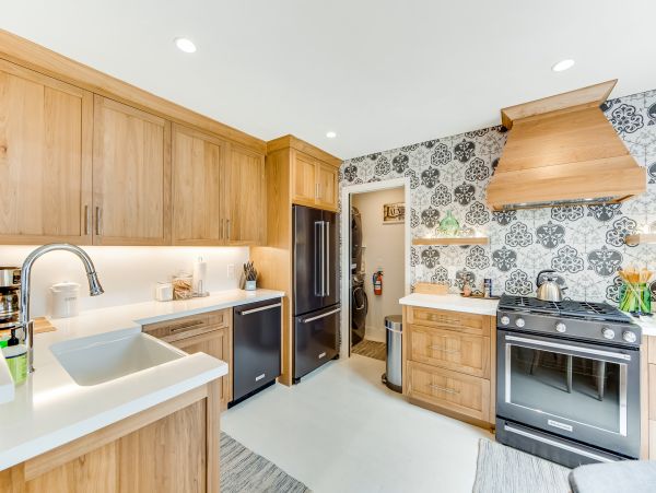 Santa Cruz County Home 984374