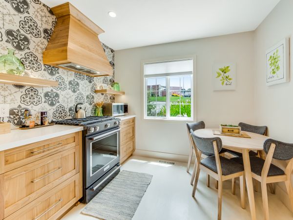 Santa Cruz County Home 984374