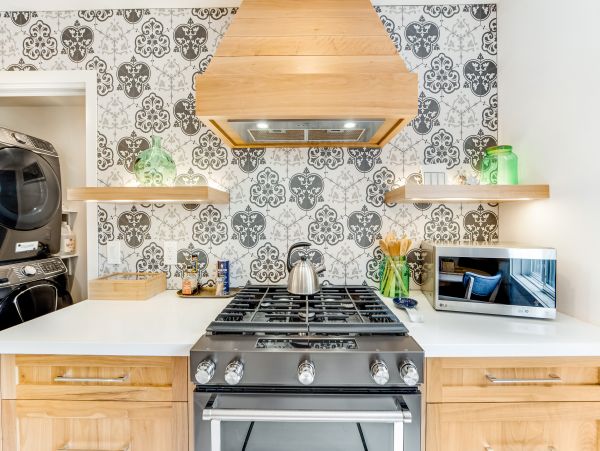 Santa Cruz County Home 984374