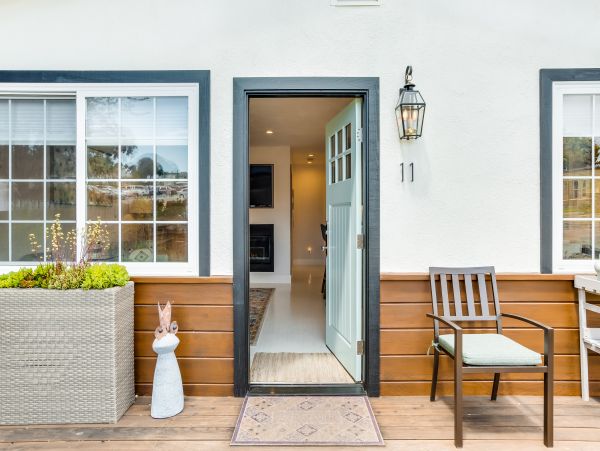Santa Cruz County Home 984374