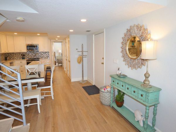 Longboat Key Beachfront Vacation Rental - Florida Gulf Coast Oceanfront Condo