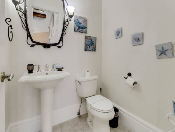 Cape Coral Vacation Rental with Lake Views & Private Pool