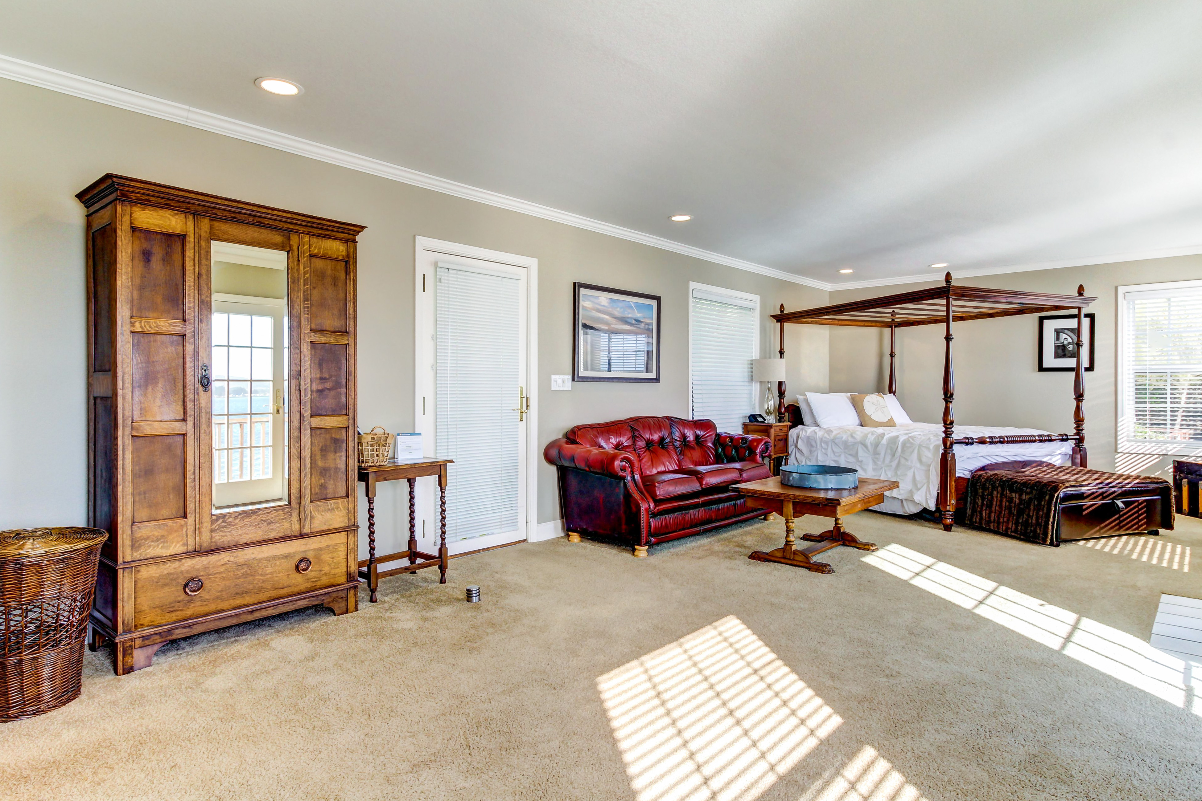 Sonoma County Home 984380