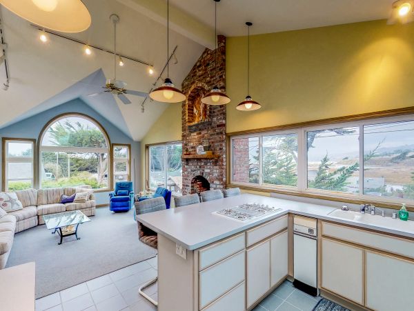 Sonoma County Home 984381