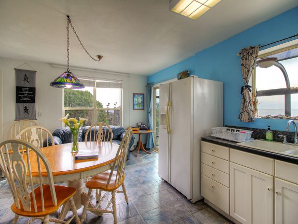 Sonoma County Home 984382