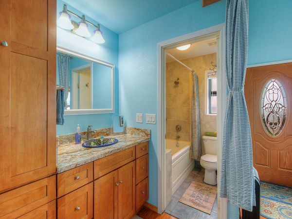 Sonoma County Home 984382