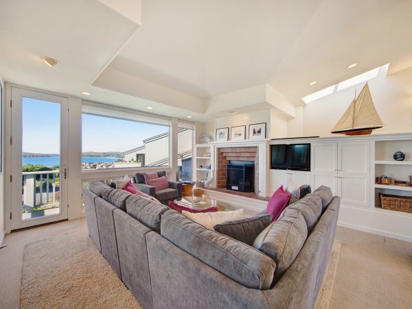 Sonoma County Home 984383