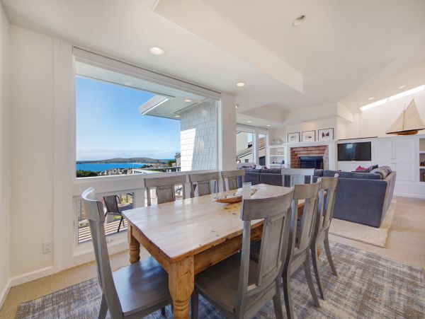 Sonoma County Home 984383