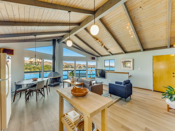 Sonoma County Home 984384