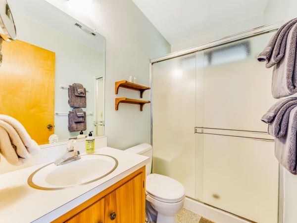 Sonoma County Home 984384