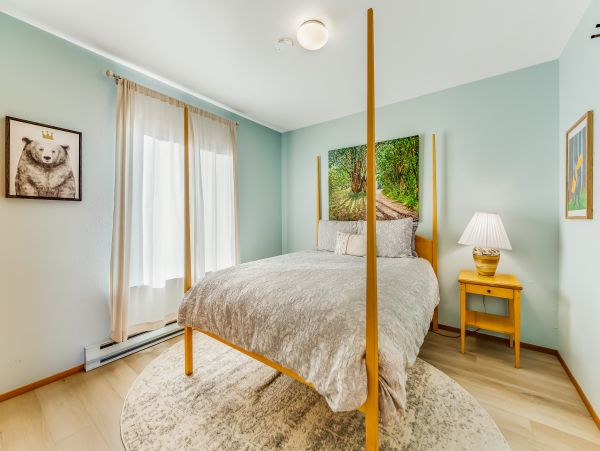 Sonoma County Home 984384