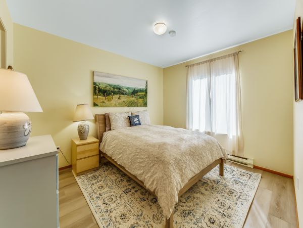 Sonoma County Home 984384