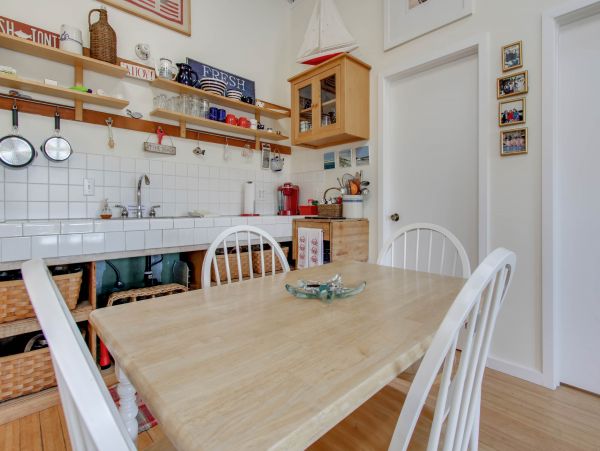 Sonoma County Home 984386
