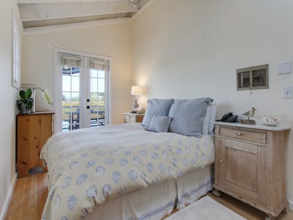 Sonoma County Home 984386