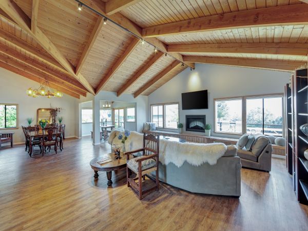 Sonoma County Home 984388