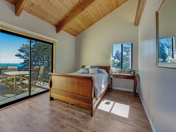Sonoma County Home 984388