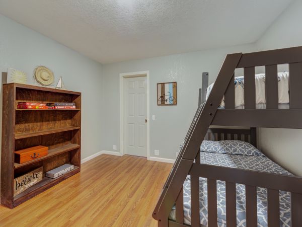 Sonoma County Home 984388