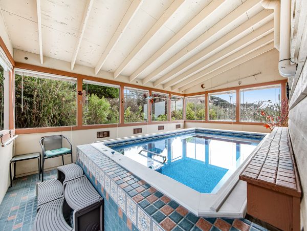 Sonoma County Home 984391