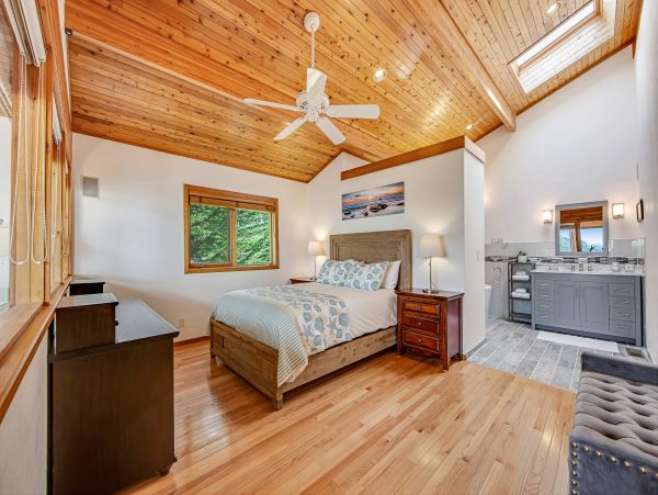 Sonoma County Home 984391