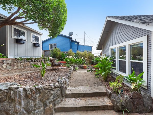 Sonoma County Home 984393