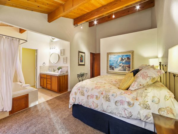 Sonoma County Home 984395