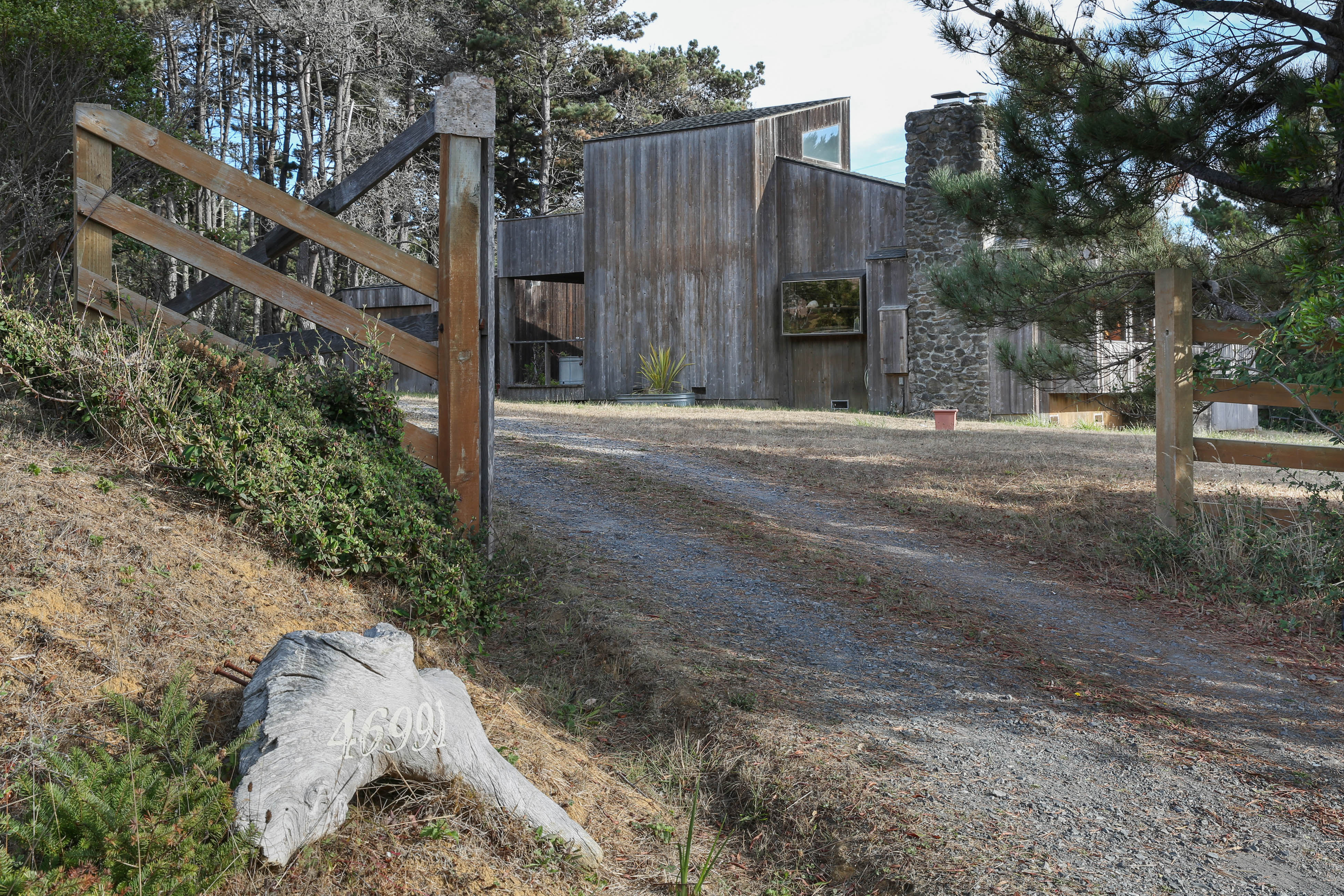 Sonoma County Home 984395