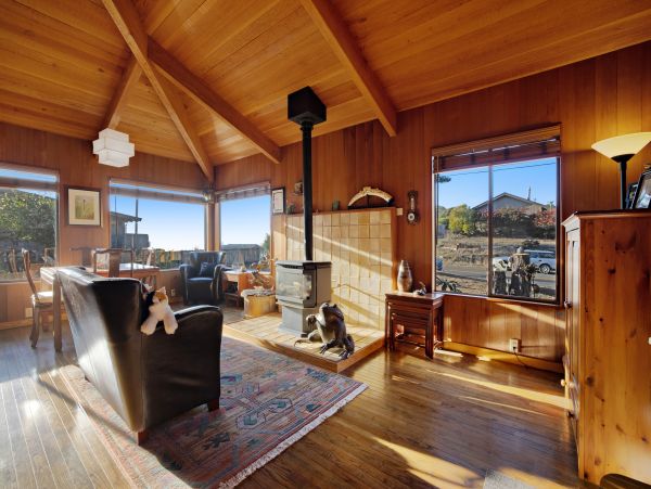 Sonoma County Home 984398