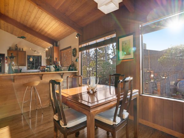 Sonoma County Home 984398