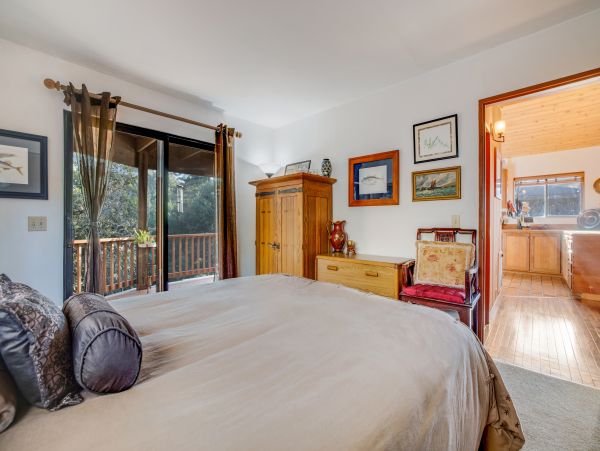 Sonoma County Home 984398