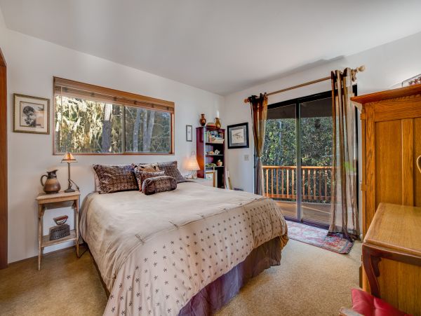 Sonoma County Home 984398