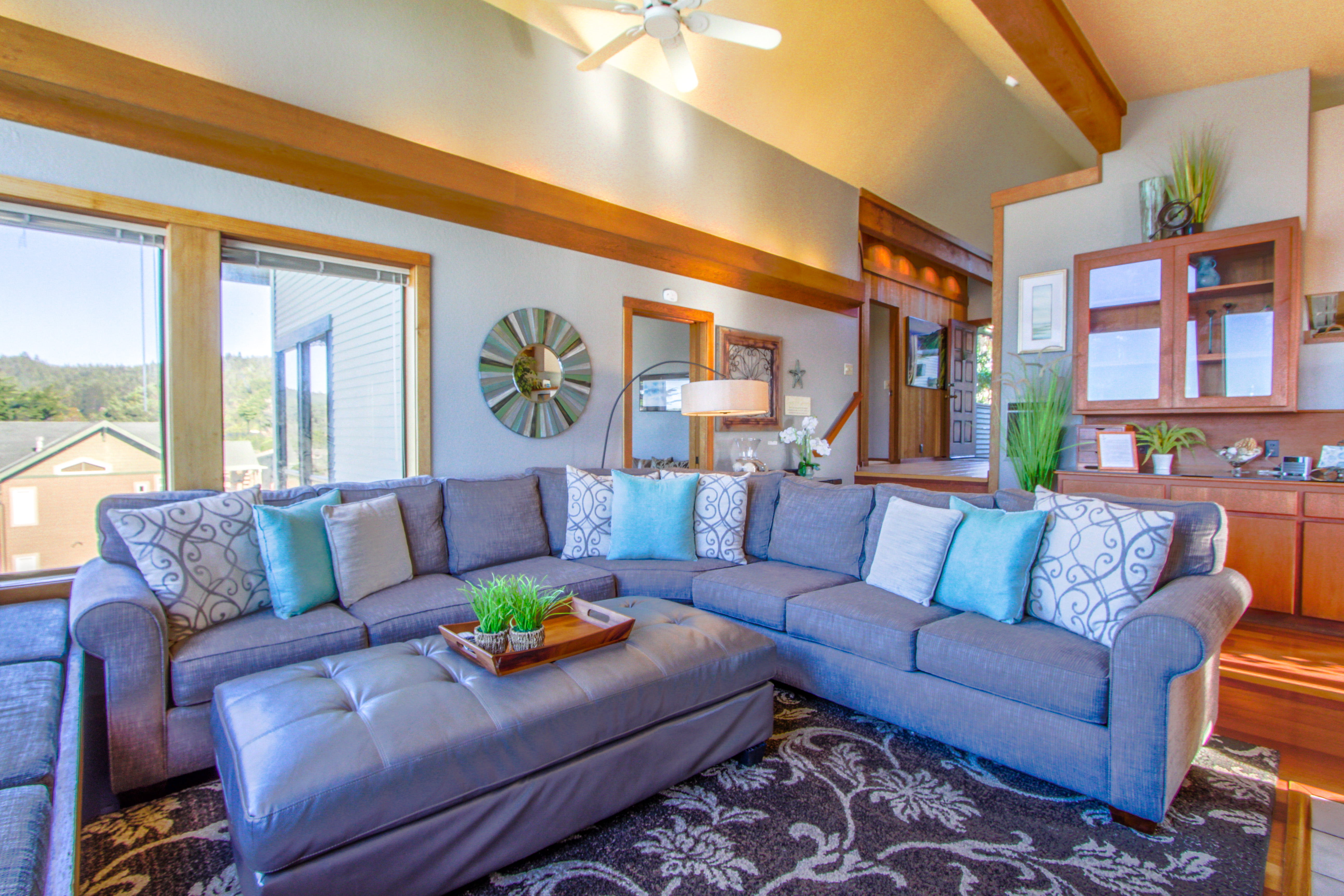 Sonoma County Home 984401