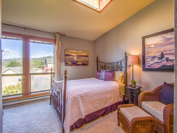 Sonoma County Home 984401