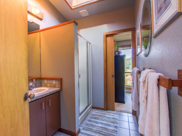 Sonoma County Home 984401