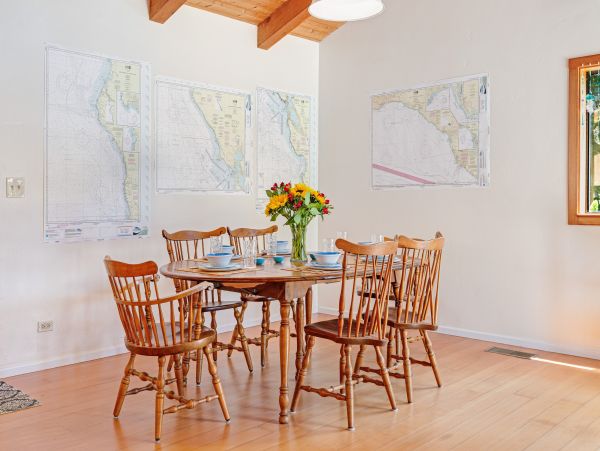 Sonoma County Home 984402