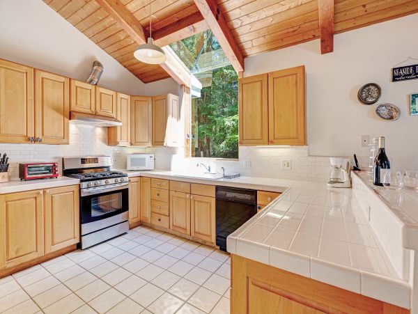 Sonoma County Home 984402