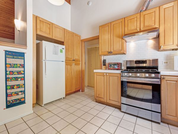 Sonoma County Home 984402
