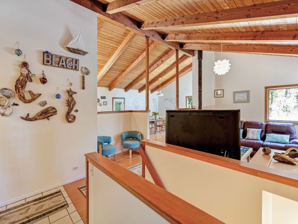 Sonoma County Home 984402