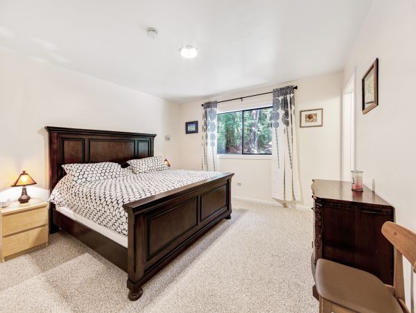 Sonoma County Home 984402