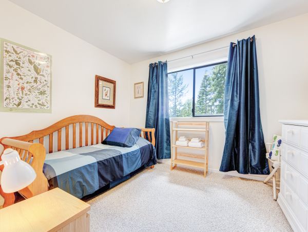 Sonoma County Home 984402
