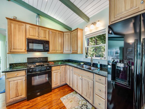 Sonoma County Home 984403
