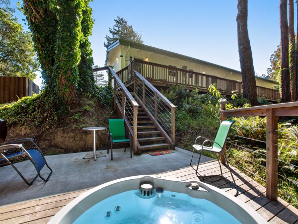 Sonoma County Home 984403