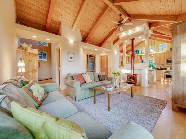 Sonoma County Home 984404